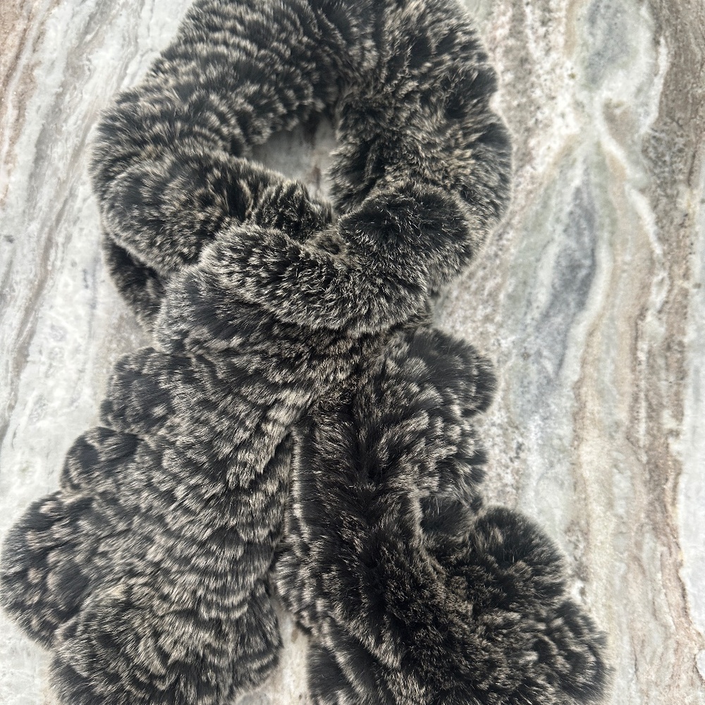 NWOT Rabbit Fur Wrap - Picture 4 of 5